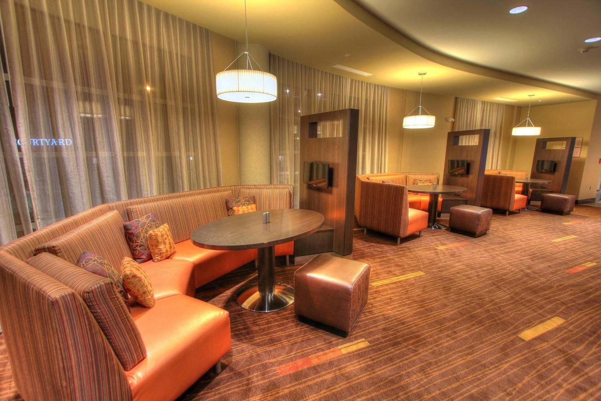 Courtyard By Marriott Gatlinburg Downtown Hotel Bagian luar foto