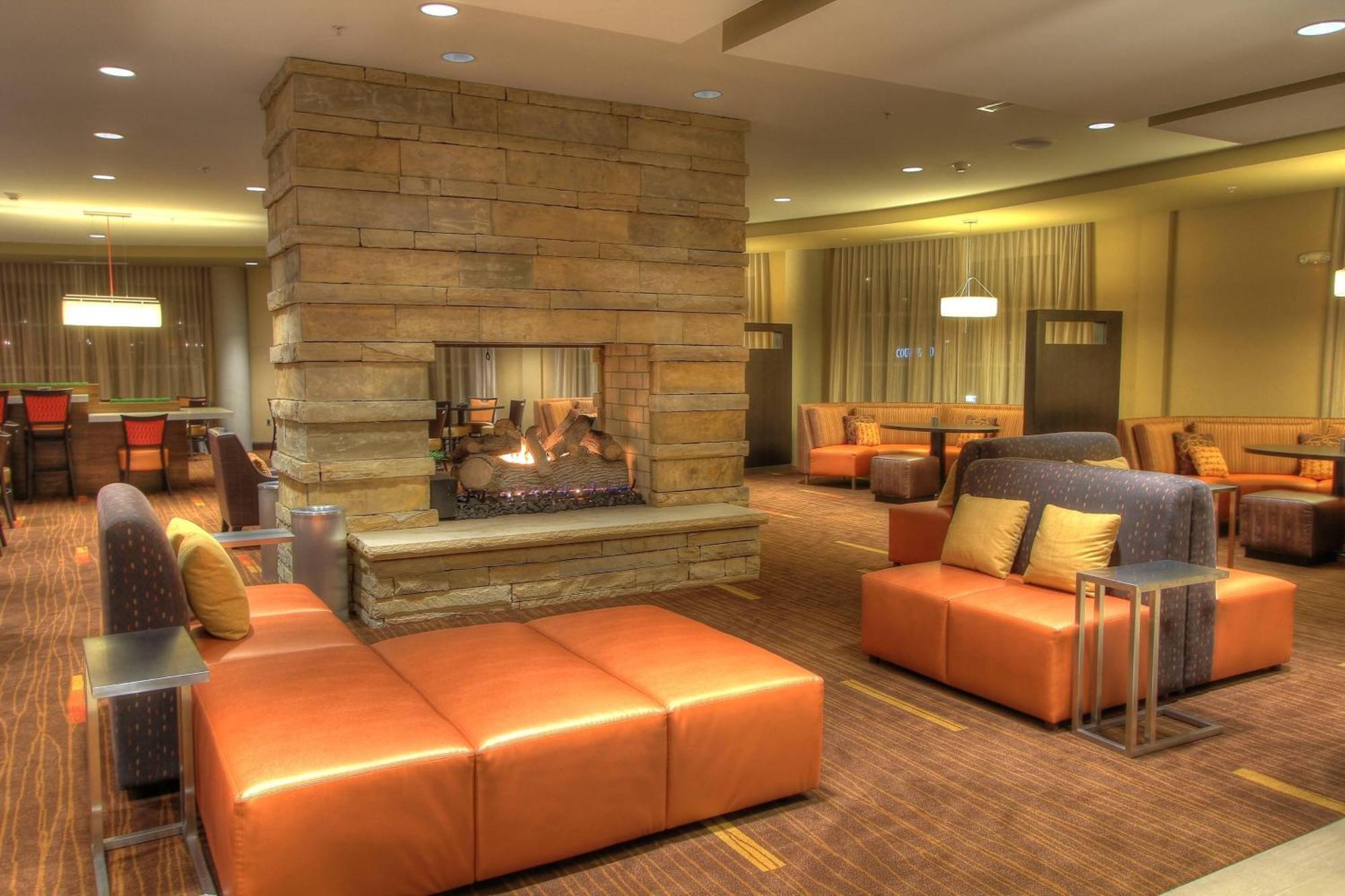 Courtyard By Marriott Gatlinburg Downtown Hotel Bagian luar foto
