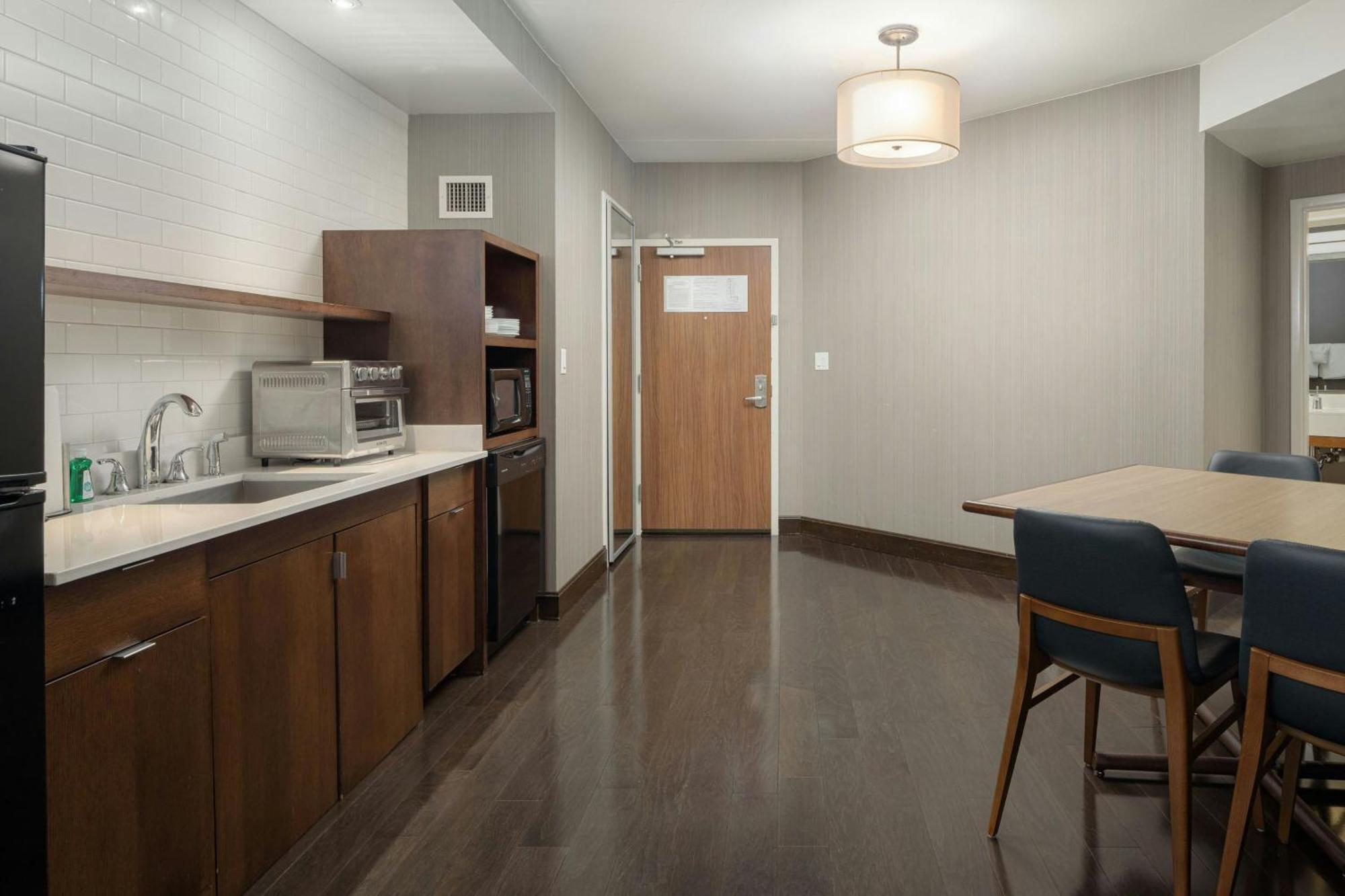 Courtyard By Marriott Gatlinburg Downtown Hotel Bagian luar foto