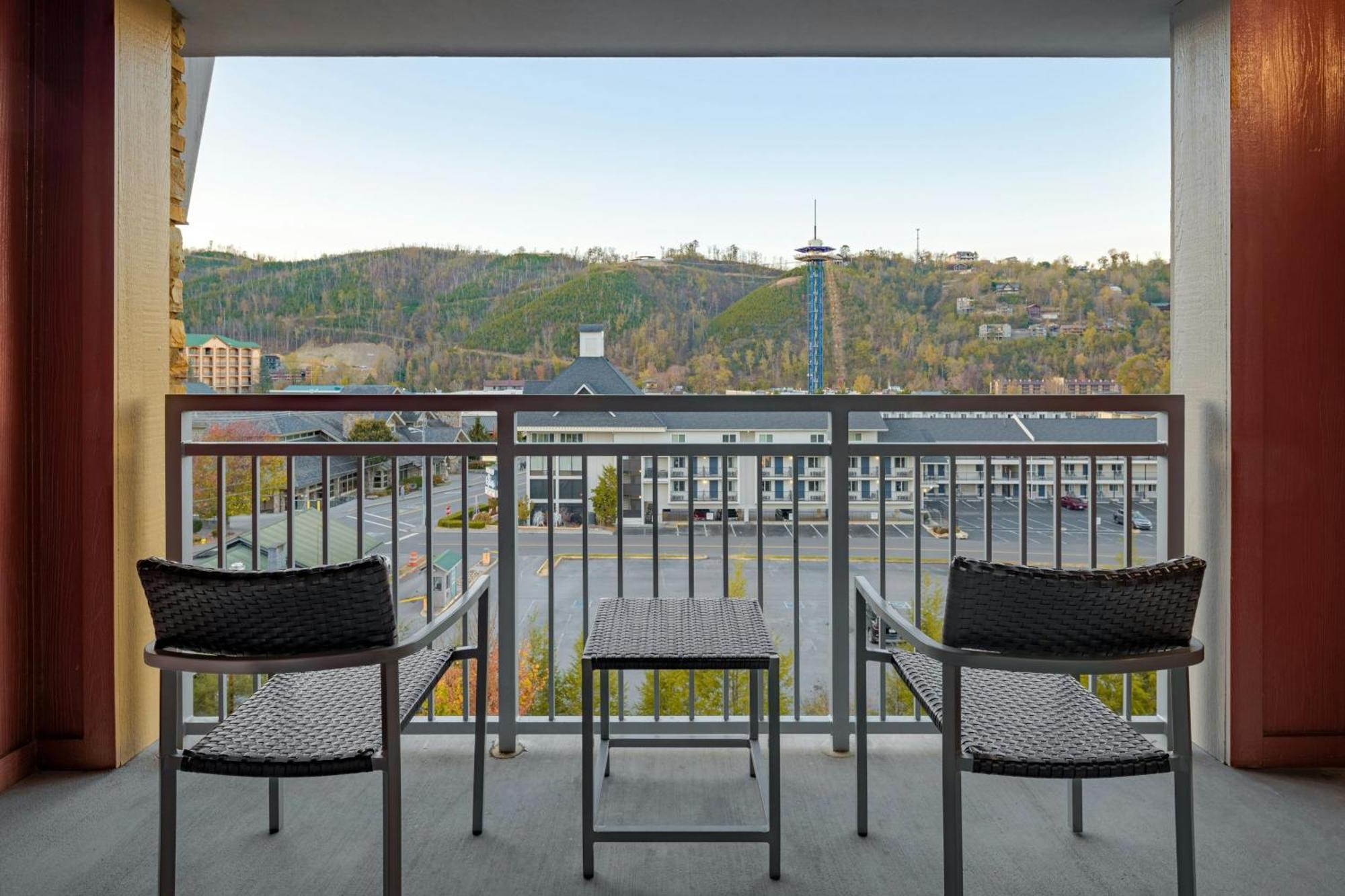 Courtyard By Marriott Gatlinburg Downtown Hotel Bagian luar foto