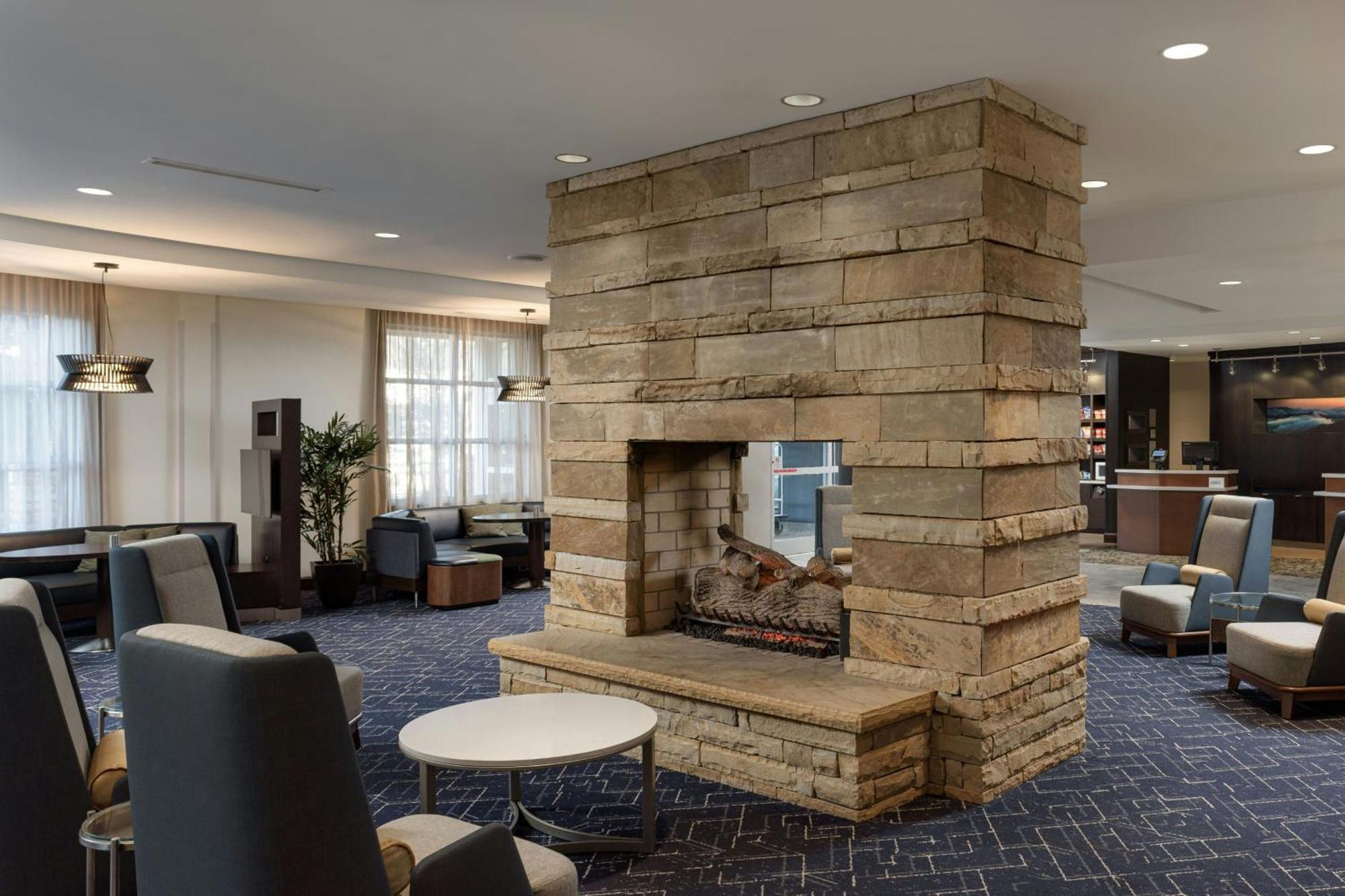Courtyard By Marriott Gatlinburg Downtown Hotel Bagian luar foto