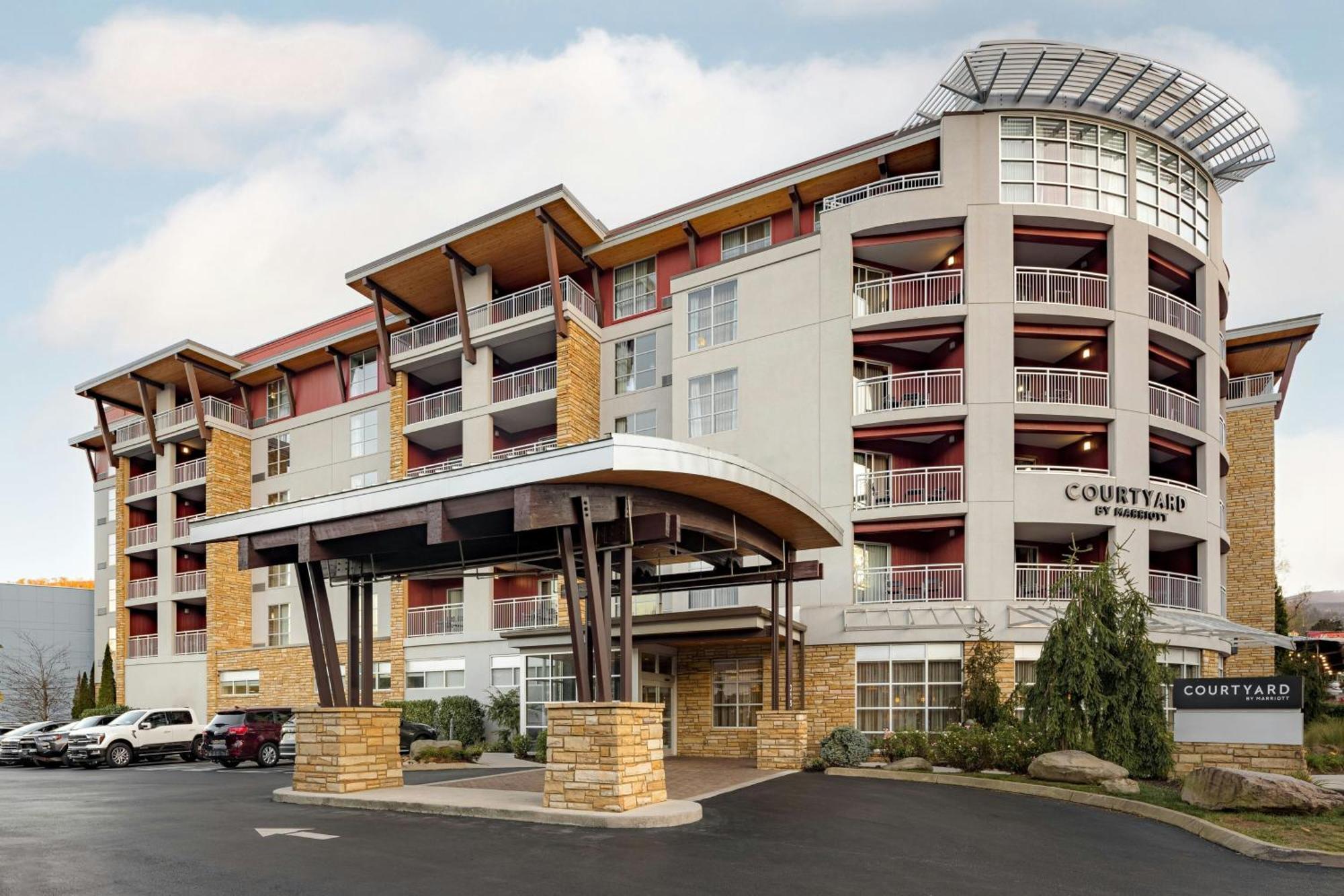 Courtyard By Marriott Gatlinburg Downtown Hotel Bagian luar foto